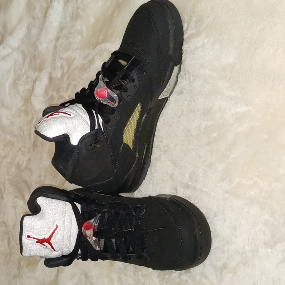 Air Jordan 5 retro OG BG, blk gray red size 7y